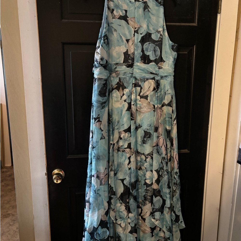 Floral Halter Maxi Dress